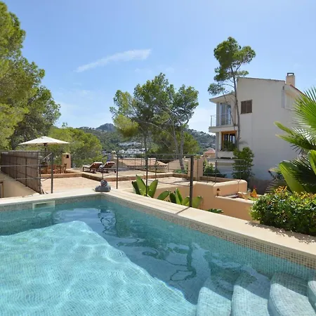 Private Pool With Sea Views In Port Of