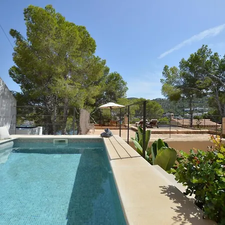 Private Pool With Sea Views In Port Of Chalet *